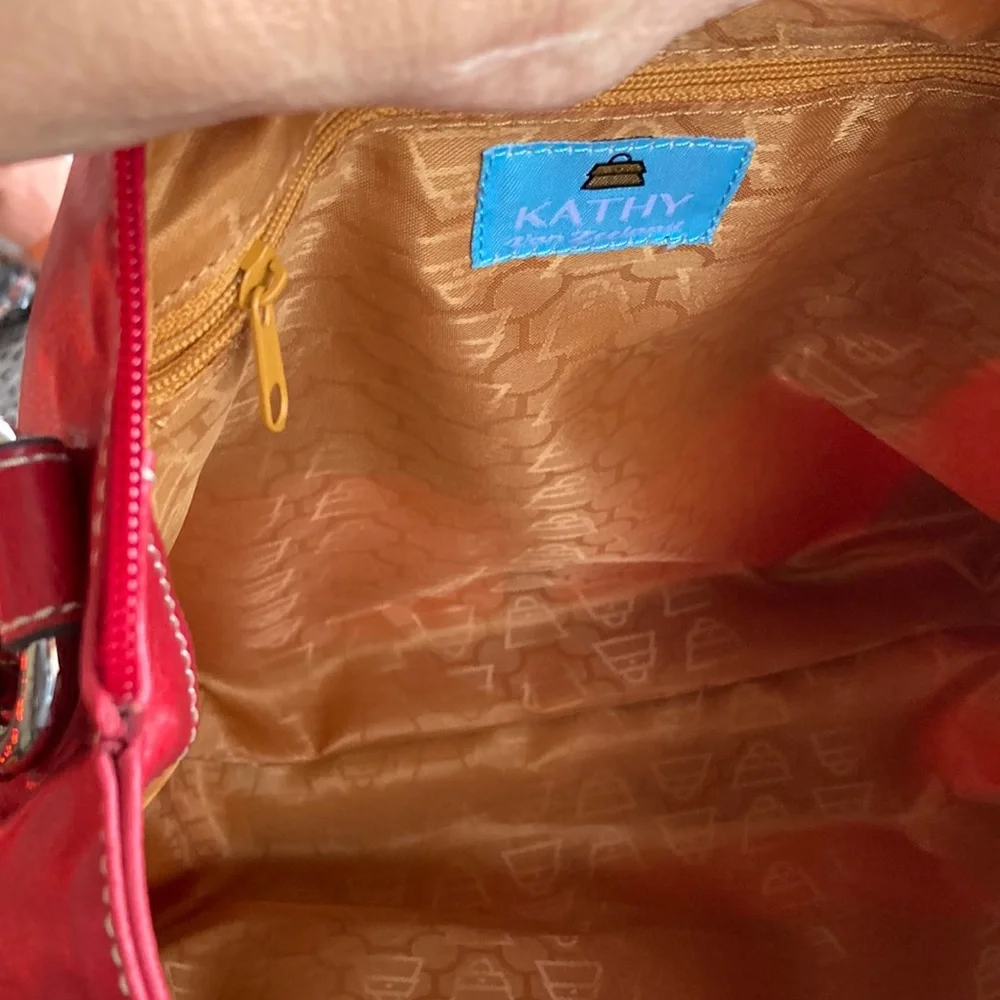 KATHY VAN ZEELAND.GORGEOUS RED PURSE! VERY WELL MADE. LIKE NEW. - Picture 13 of 16